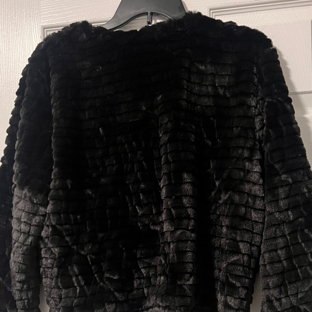 Faux Fur Jacket with 3/4 sleeves